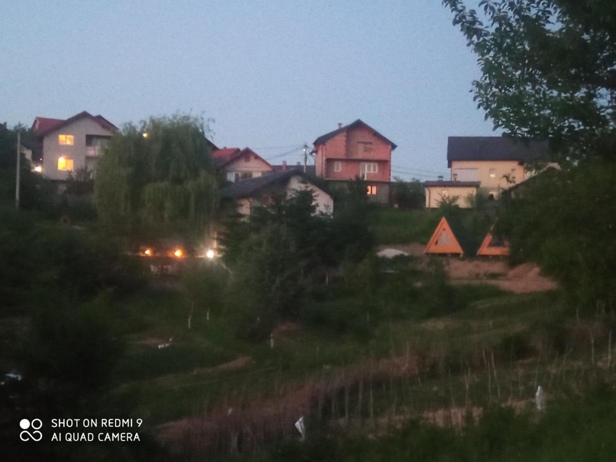 Bungalovi Lana Сараево Екстериор снимка