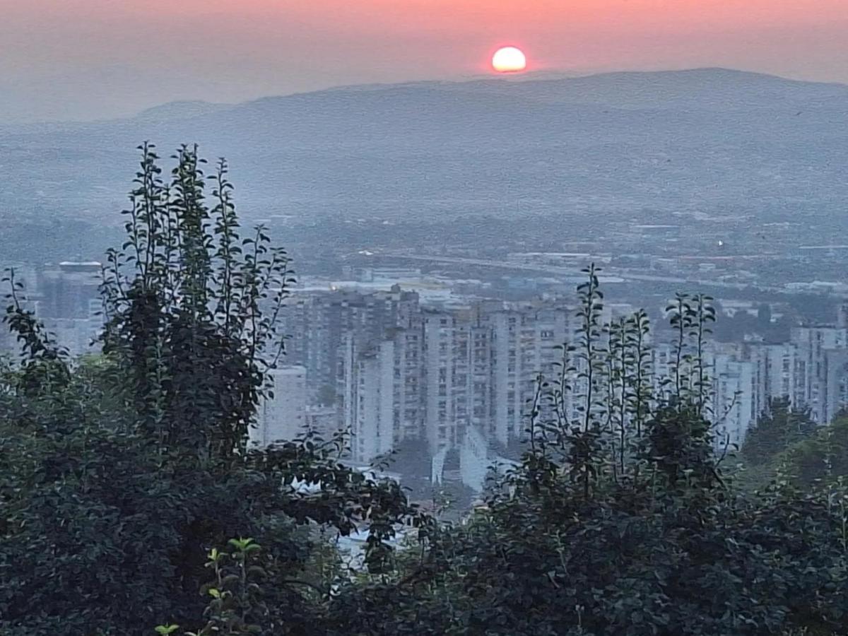 Bungalovi Lana Сараево Екстериор снимка