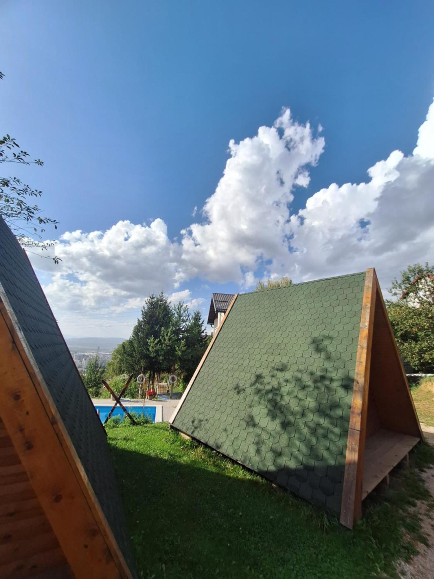 Bungalovi Lana Сараево Екстериор снимка